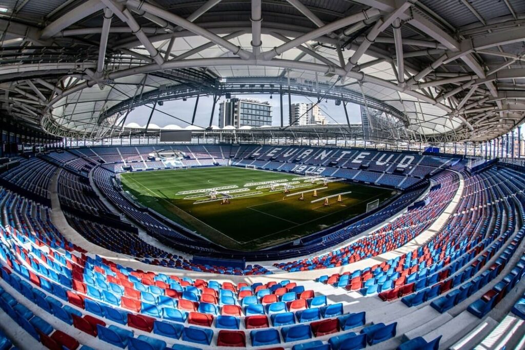 Análisis plan de reestructuración levante UD por Abogado especialista en derecho mercantil